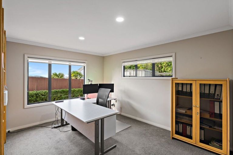 Photo of property in 157e Hobsonville Road, West Harbour, Auckland, 0618