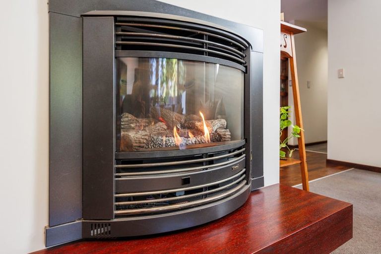 Photo of property in 181a Fitzherbert Avenue, West End, Palmerston North, 4410