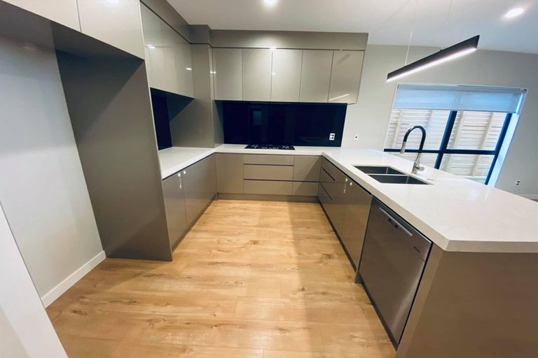 Photo of property in 23b Westgate Drive, Westgate, Auckland, 0614