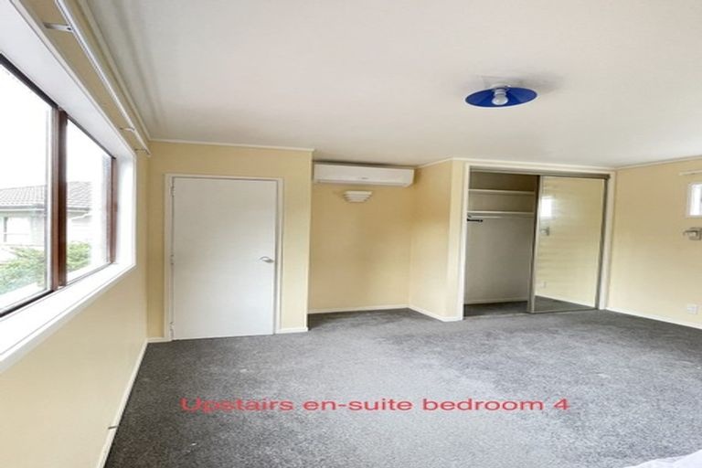 Photo of property in 1/2 Deep Creek Road, Torbay, Auckland, 0630