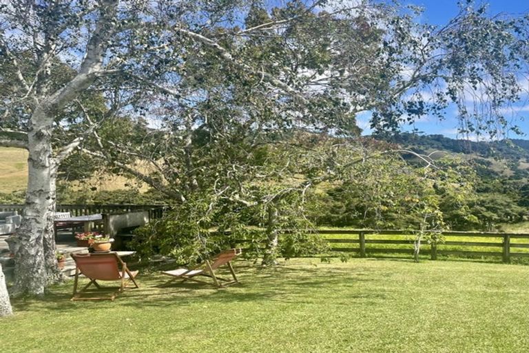 Photo of property in 175 Taylor Road, Waimauku, 0882