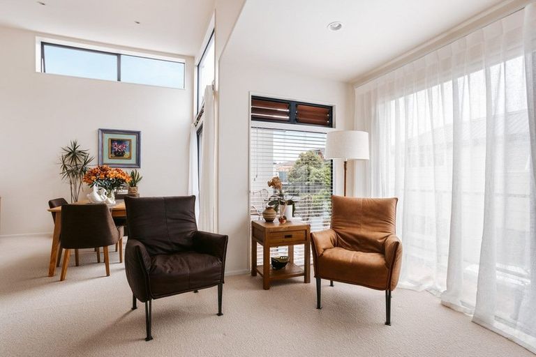 Photo of property in 15d Pacific Avenue, Mount Maunganui, 3116