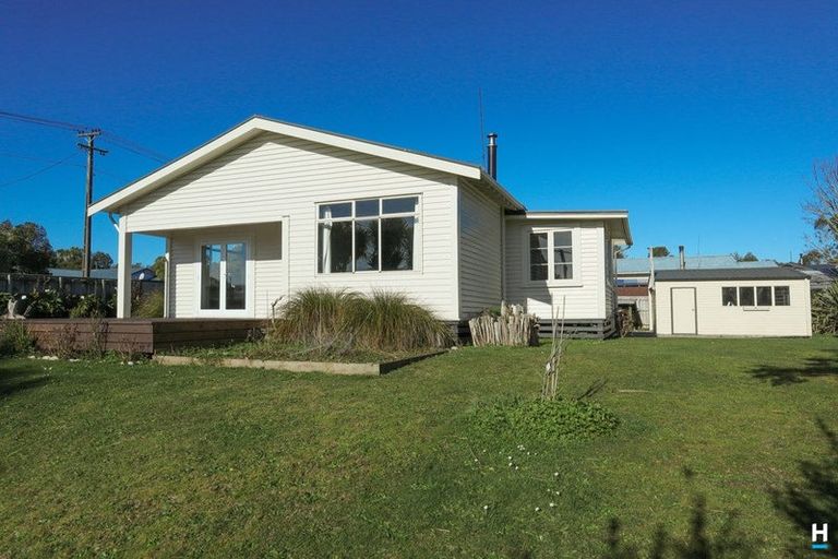 Photo of property in 21 Ballance Street, Runanga, 7803