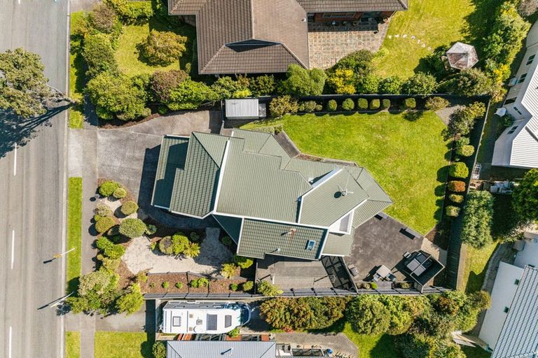 Photo of property in 21 Joseph Banks Drive, Whitby, Porirua, 5024