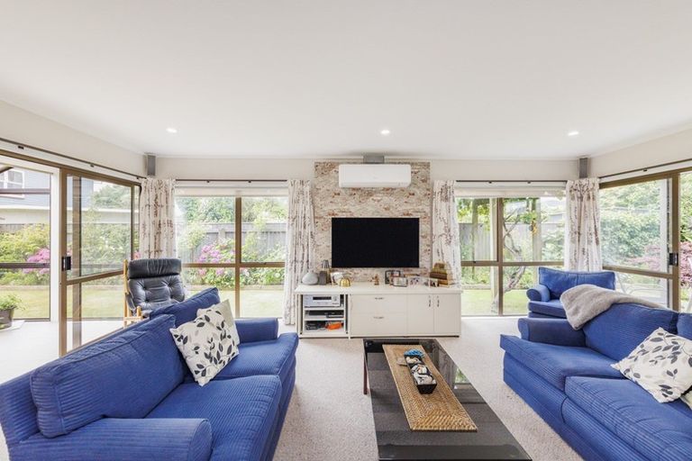 Photo of property in 19a Stewart Crescent, Hokowhitu, Palmerston North, 4410