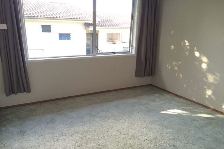 Photo of property in 189 Rangatira Road, Beach Haven, Auckland, 0626