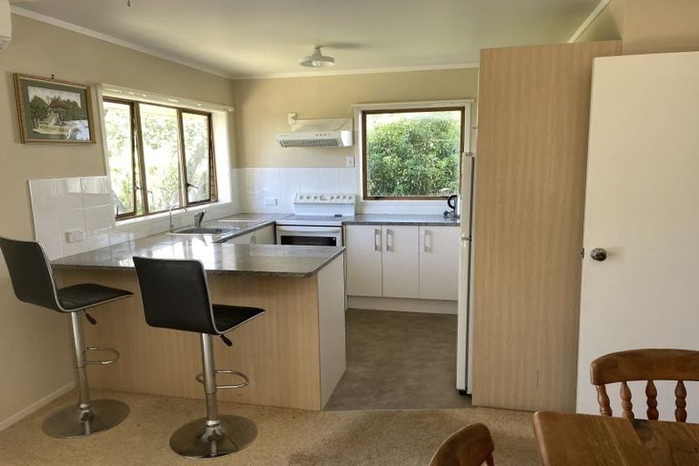 Photo of property in 2/42 Minerva Terrace, Cockle Bay, Auckland, 2014