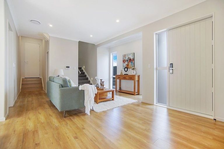 Photo of property in 1 Rashni Road, Flat Bush, Auckland, 2019