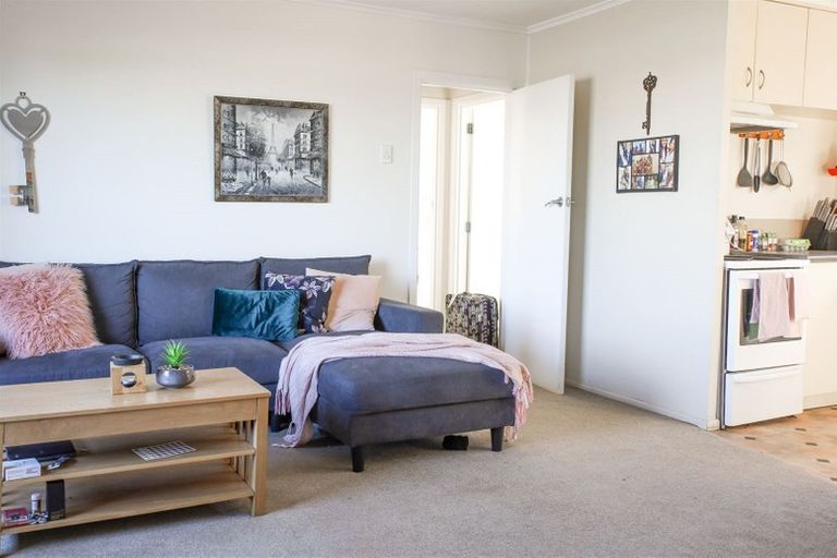 Photo of property in 2 Clarence Cox Crescent, Pirimai, Napier, 4112