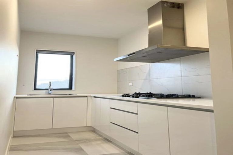 Photo of property in 16 Wheriko Avenue, Glenbrook, 2681