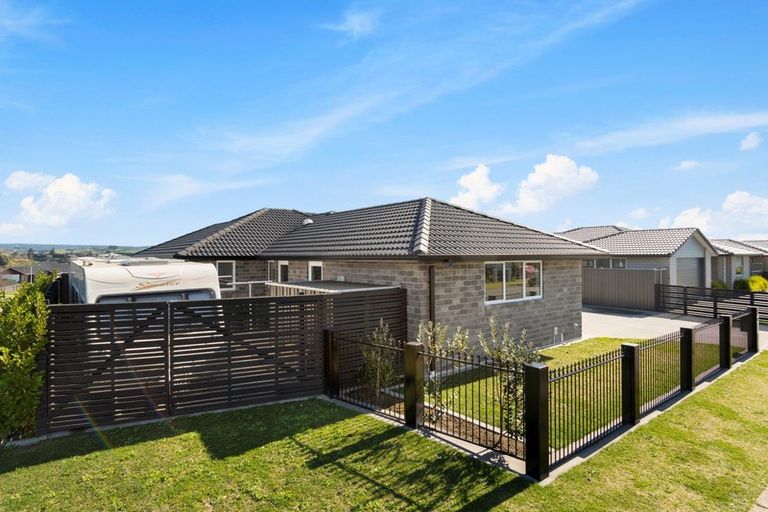 Photo of property in 8 Te Ranga Memorial Drive, Pyes Pa, Tauranga, 3112