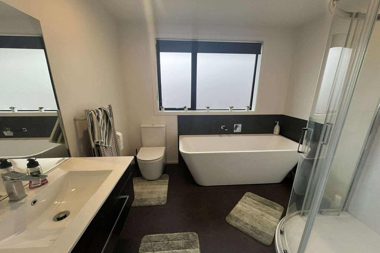 Photo of property in 14a Rutland Street, Levin, 5510