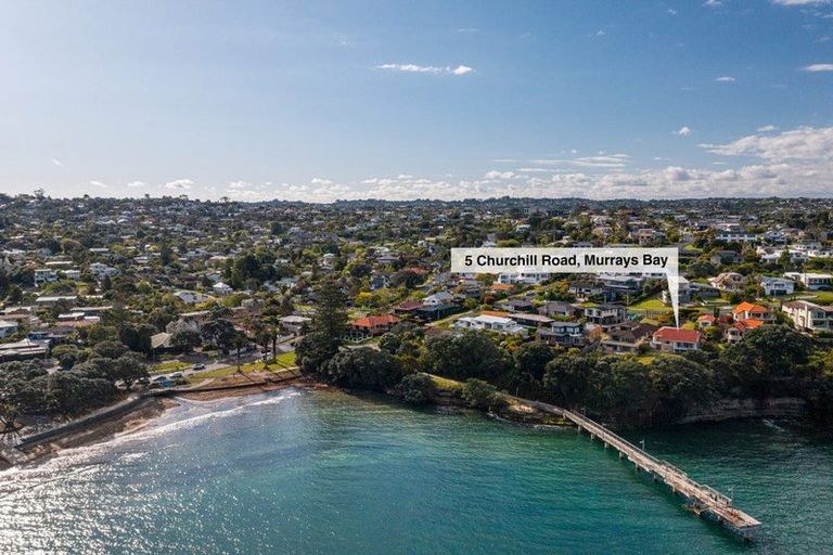 Photo of property in 5 Churchill Road, Murrays Bay, Auckland, 0630