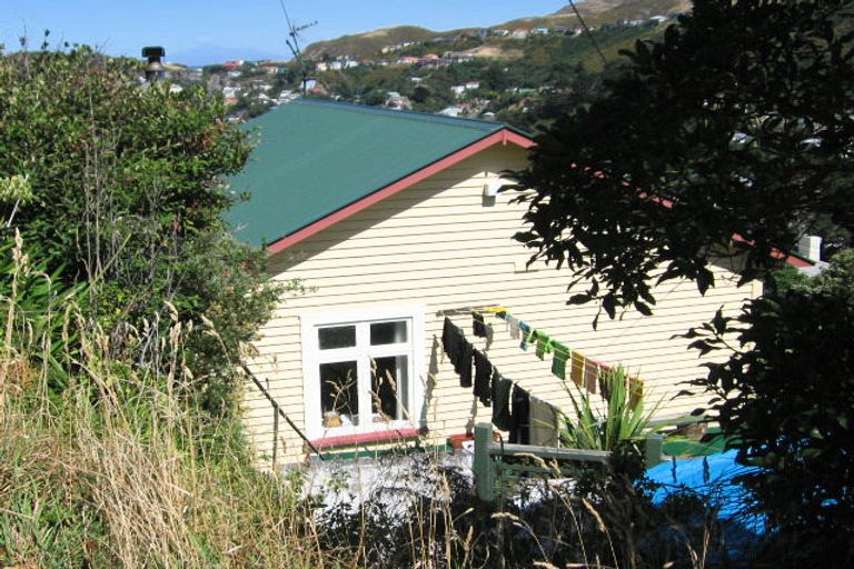 Photo of property in 103 Volga Street, Island Bay, Wellington, 6023