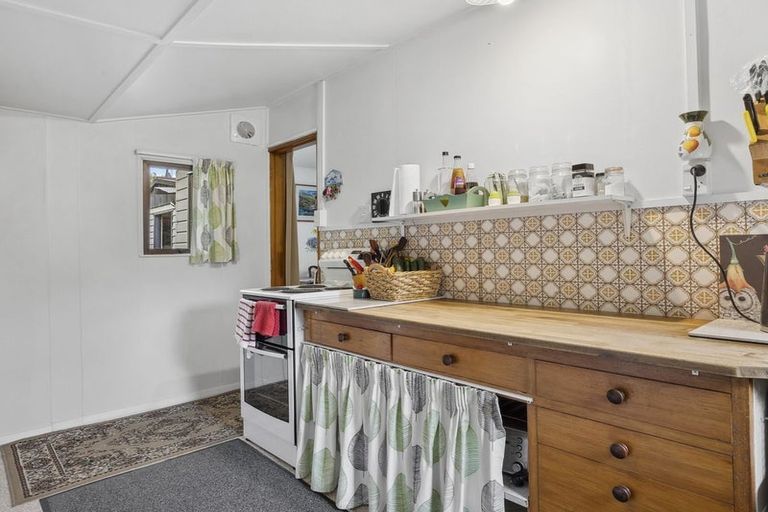 Photo of property in 18 Stewart Street, Waikouaiti, 9510