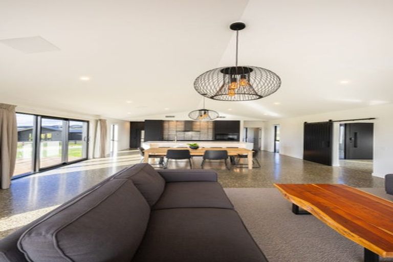 Photo of property in 3 Castlebridge Lane, Aokautere, Palmerston North, 4471