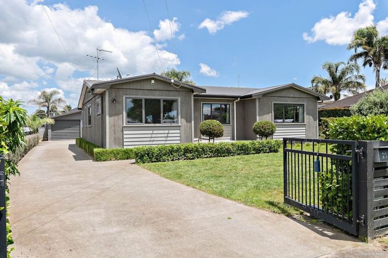 Photo of property in 21 Kelvin Road, Papakura, 2110