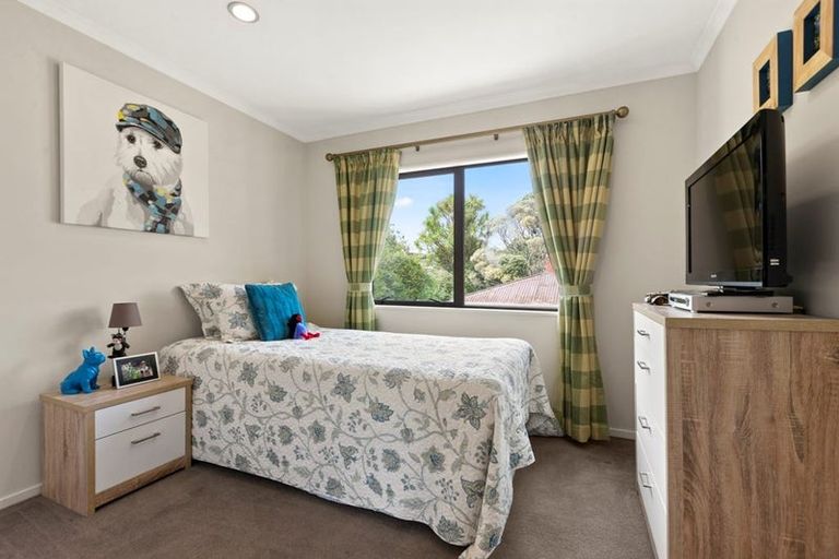 Photo of property in 23 Reeves Road, Pakuranga, Auckland, 2010