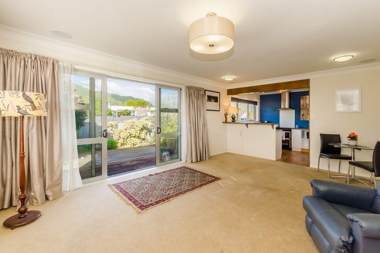 Photo of property in 34 Sylvan Avenue, Waikanae, 5036