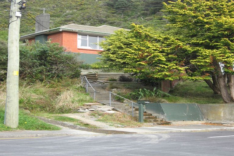 Photo of property in 23 Holmes Grove, Naenae, Lower Hutt, 5011