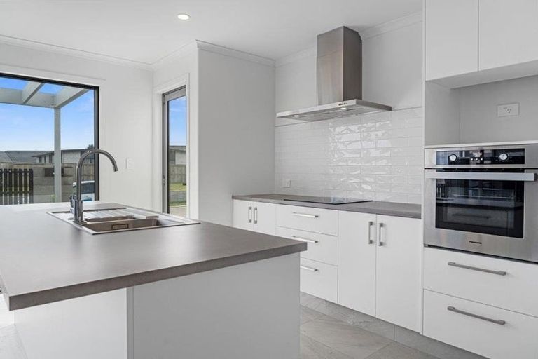 Photo of property in 23 Rehua Way, Papamoa, 3118