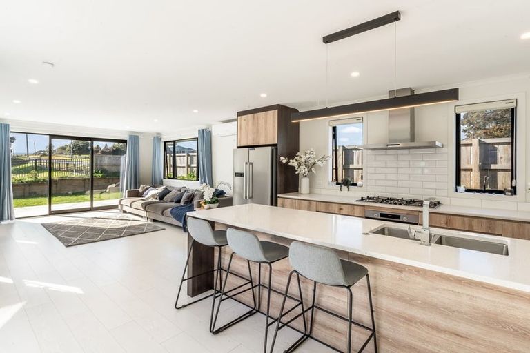 Photo of property in 79 Murray Ward Drive, Te Kauwhata, 3710