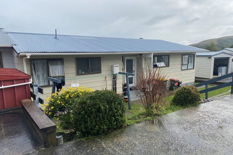 Photo of property in 9a Mossburn Grove, Kelson, Lower Hutt, 5010