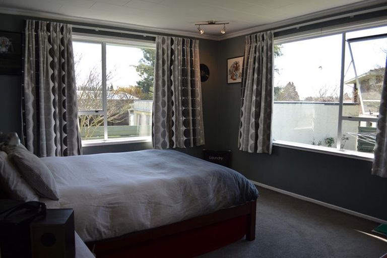 Photo of property in 2 Titoki Place, Inglewood, 4330