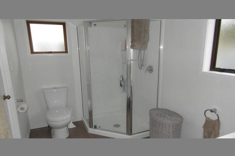 Photo of property in 59 Arrowsmith Road, Waitakere, Henderson, 0782