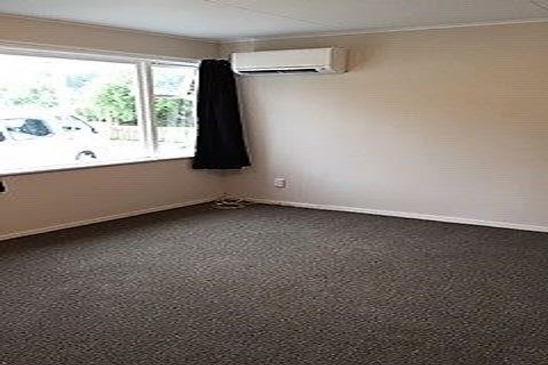 Photo of property in 19 Wood Street, Wainuiomata, Lower Hutt, 5014