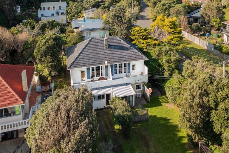 Photo of property in 25 The Esplanade, Raumati South, Paraparaumu, 5032
