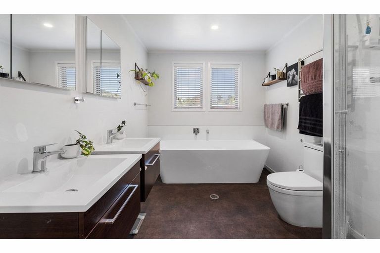 Photo of property in 57 Hauraki Road, Leigh, Warkworth, 0985