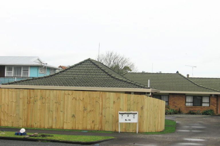 Photo of property in 1/10 King Edward Avenue, Papakura, 2110