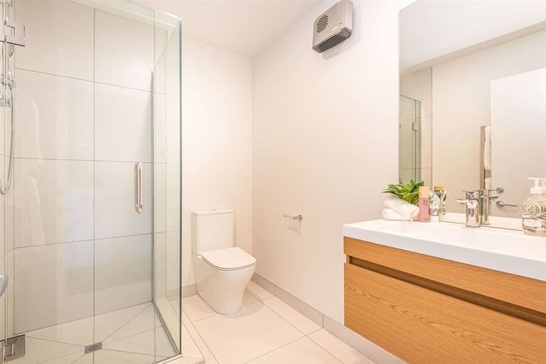 Photo of property in 136 Seaview Road, New Brighton, Christchurch, 8061