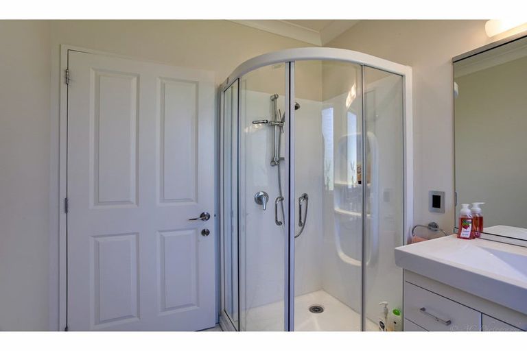 Photo of property in 100 Princes Street, Temuka, 7920