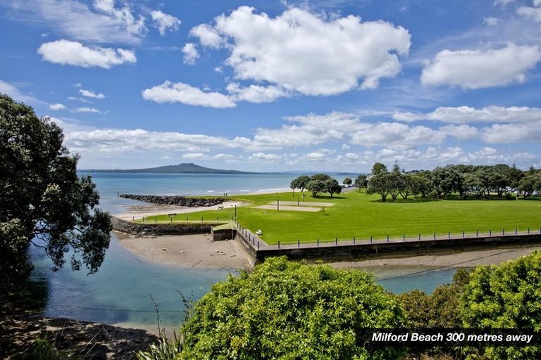 Photo of property in 2/19 Craig Road, Milford, Auckland, 0620