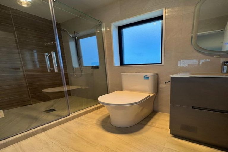 Photo of property in 73a Arimu Road, Papakura, 2110