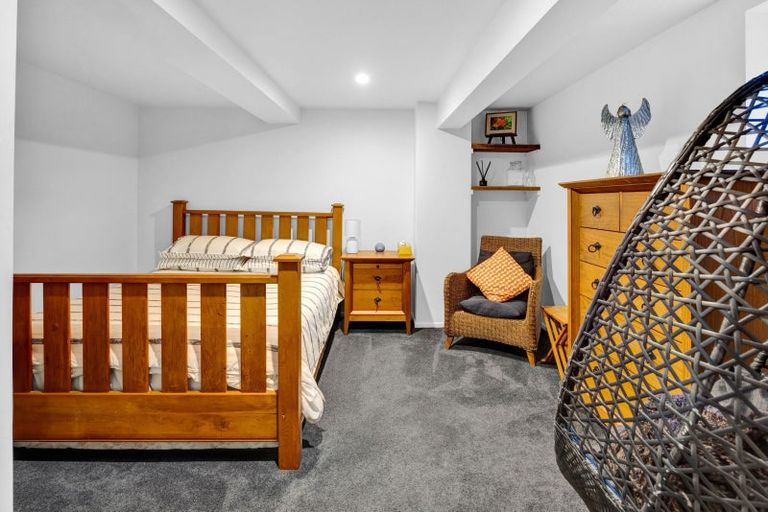 Photo of property in 11 Lynton Street, Upper Vogeltown, New Plymouth, 4310