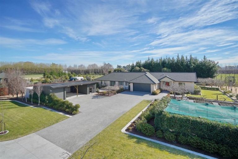 Photo of property in 3 Meadowcroft Lane, Harewood, Christchurch, 8051