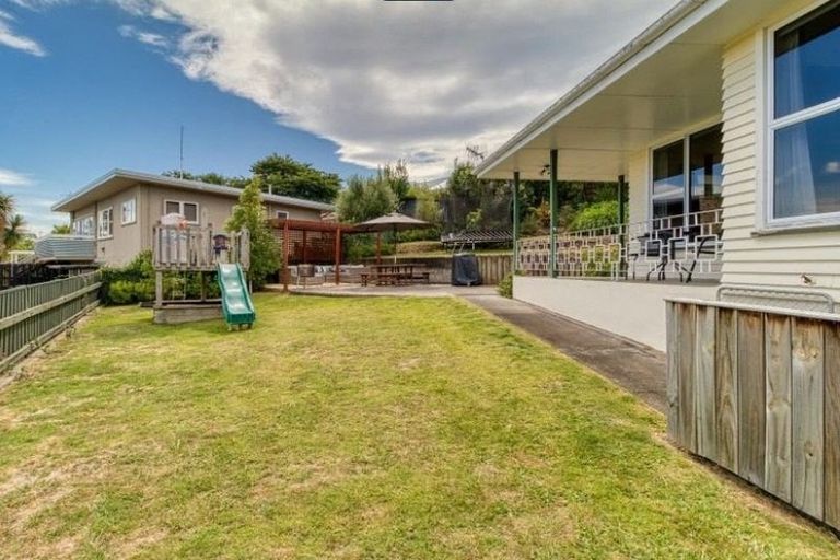 Photo of property in 37 Joll Road, Havelock North, 4130