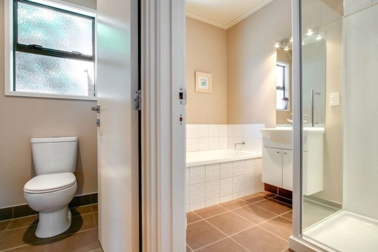 Photo of property in 67a Ferry Road, Clive, 4102