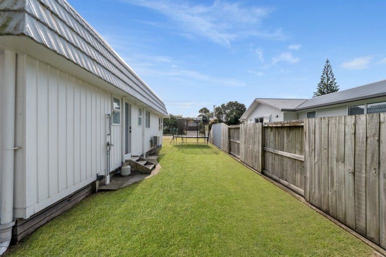 Photo of property in 7b Taylor Road, Papamoa Beach, Papamoa, 3118