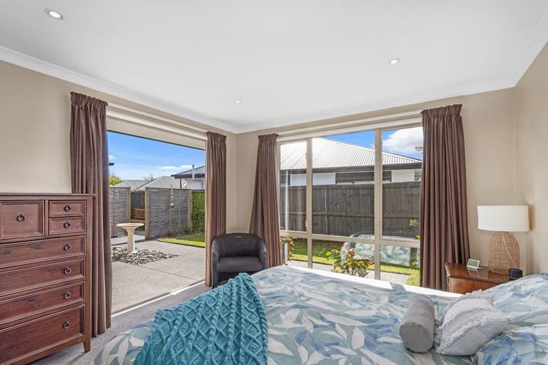 Photo of property in 7 Shield Place, Halswell, Christchurch, 8025