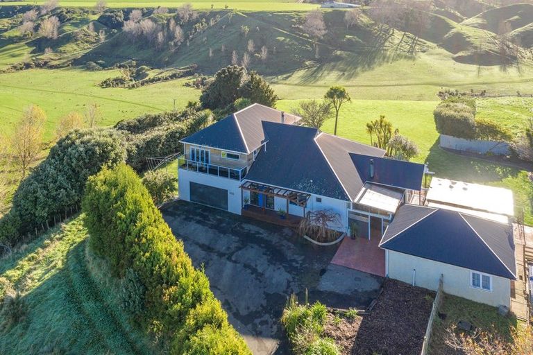 Photo of property in 100 Western Line, Brunswick, Whanganui, 4571