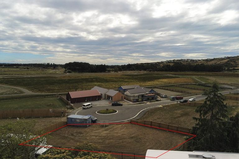 Photo of property in 11 Barnfields Close, Halswell, Christchurch, 8025