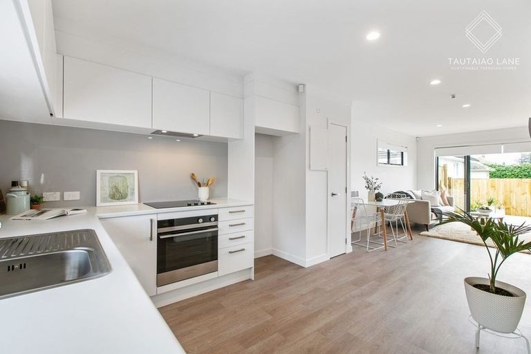 Photo of property in 76a Opaheke Road, Opaheke, Papakura, 2113