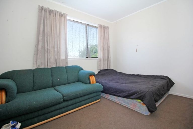 Photo of property in 1 Montego Place, Weymouth, Auckland, 2103