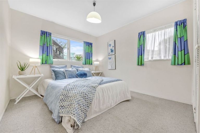 Photo of property in 34 Waller Avenue, Bucklands Beach, Auckland, 2012