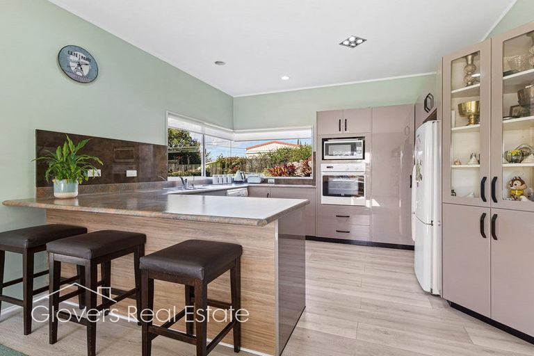 Photo of property in 9b Ambler Avenue, Glen Eden, Auckland, 0602