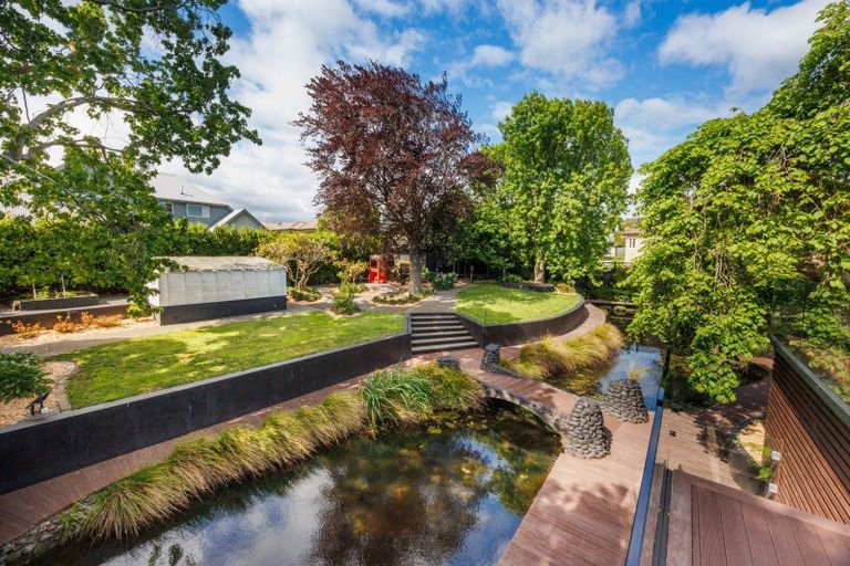 Photo of property in 27a Phoenix Avenue, Hokowhitu, Palmerston North, 4410